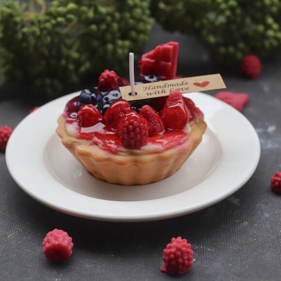 Strawberry cup cake candle